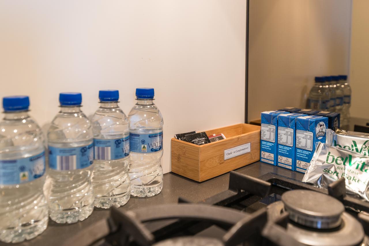 Apc On Bourke Aparthotel Мелбърн Екстериор снимка